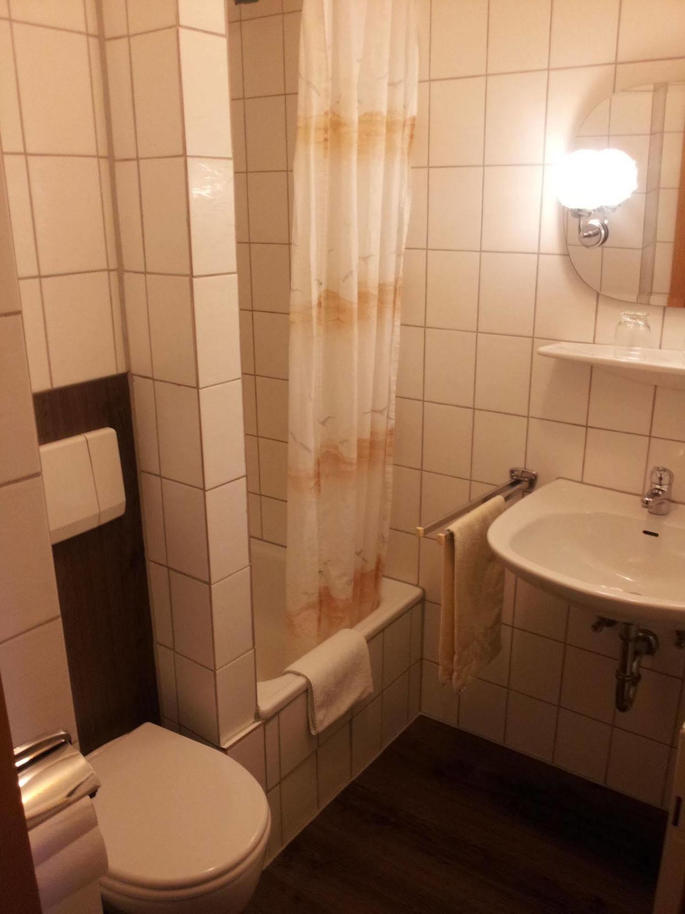 Hotel Munsterer Hof Extérieur photo